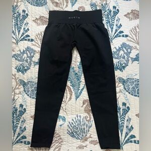 NVGTN Leggings (new with out tags)